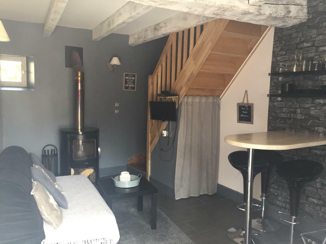 Le Gite Du Petit Lavoir Bèze Exteriör bild